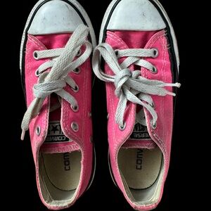 Converse Kids Sneakers in Vibrant Pink and White